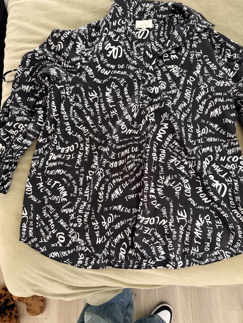 cinq a sept Black with White Script Ruffled Blouse - Picture 4 of 6